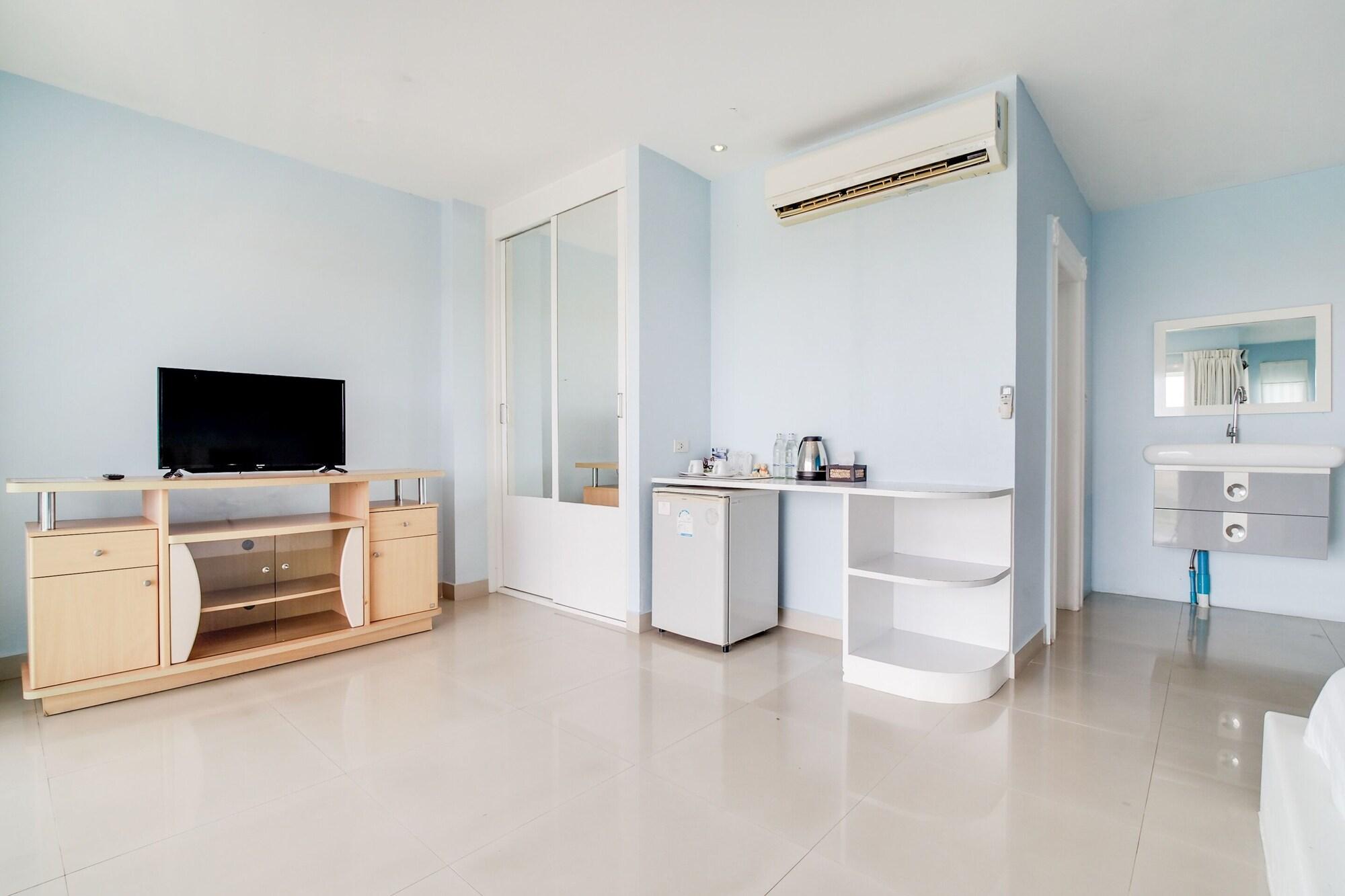 Capital O 998 The Magnolias Pattaya Boutique Resort Nong Prue Extérieur photo