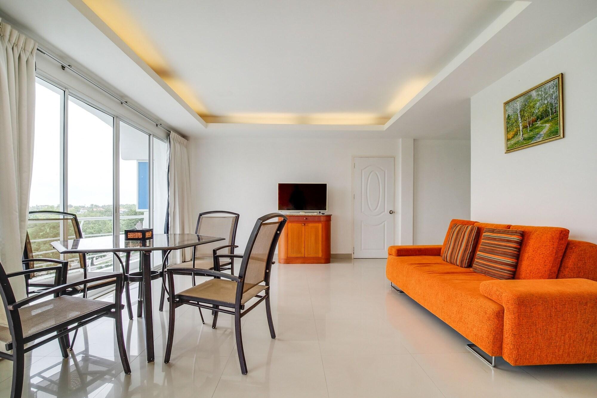 Capital O 998 The Magnolias Pattaya Boutique Resort Nong Prue Extérieur photo
