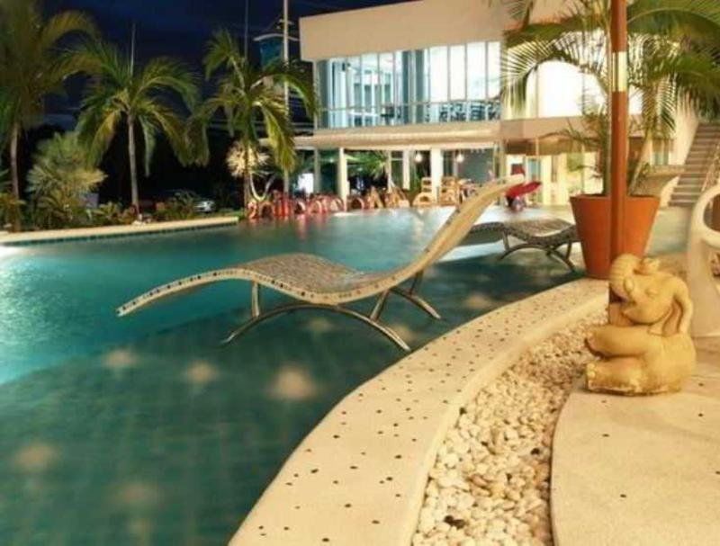 Capital O 998 The Magnolias Pattaya Boutique Resort Nong Prue Extérieur photo