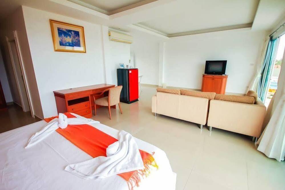 Capital O 998 The Magnolias Pattaya Boutique Resort Nong Prue Extérieur photo